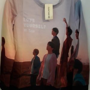 BTS Boy Band Shirt Top Sz Large FancyQube NEW
